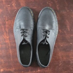 Dr. Martens Black Leather Oxfords Mens 10 Ladies 11